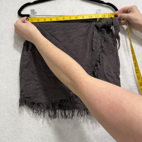 Natural Life Skirt Womens Medium Charcoal Gray Wrap Fringe Mini Boho Tie Waist - Picture 2 of 8